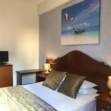 Diana Otel Zakintos