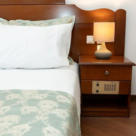 Diana Otel